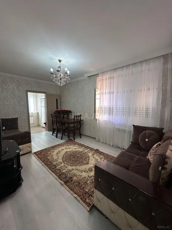 Kirayə verilir 2 otaqlı mənzil 50 m²