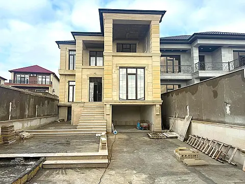Satılır 5 otaqlı həyət evi 450 m² — Bakı, Badamdar 5 otaq 450.00 m²