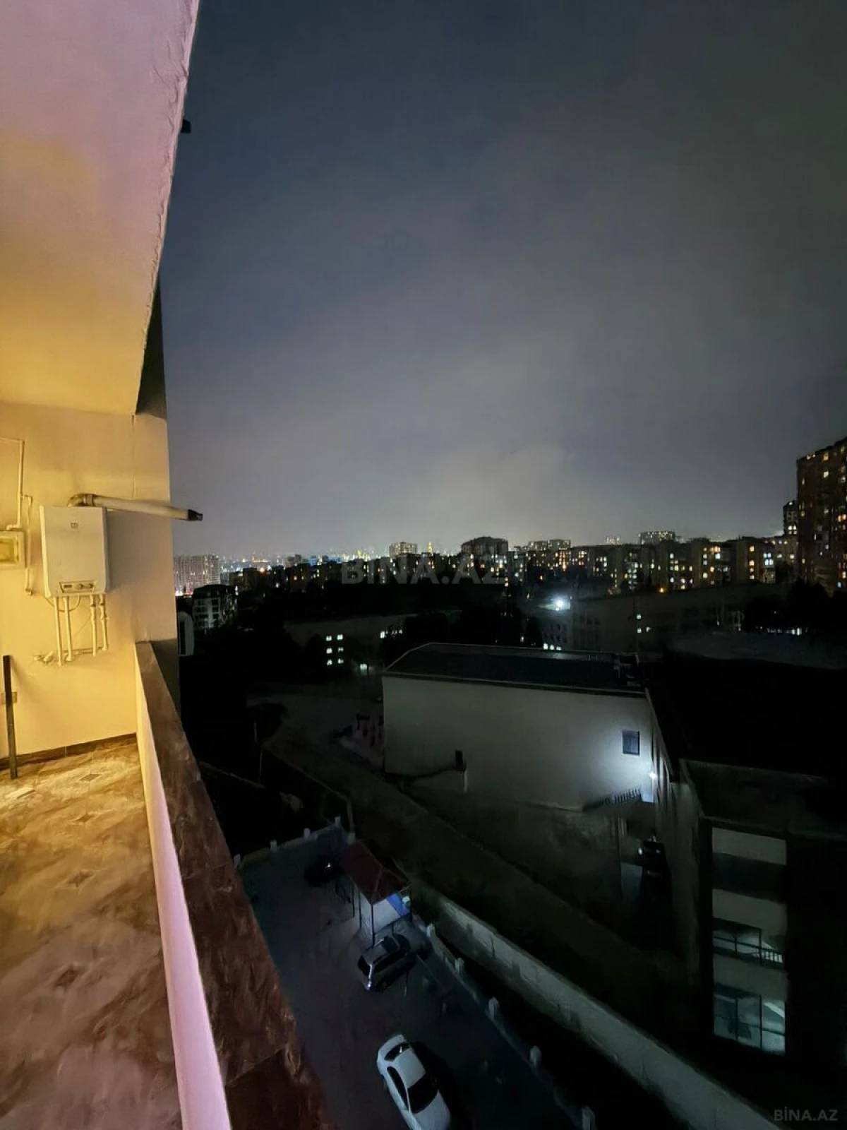 Satılır 3 otaqlı mənzil 150 m²