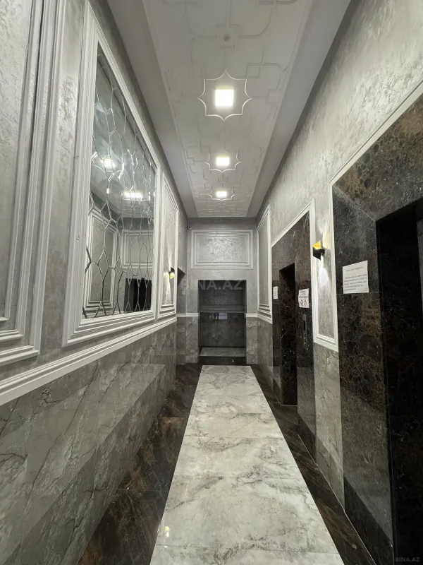 Satılır 4 otaqlı mənzil 204 m²