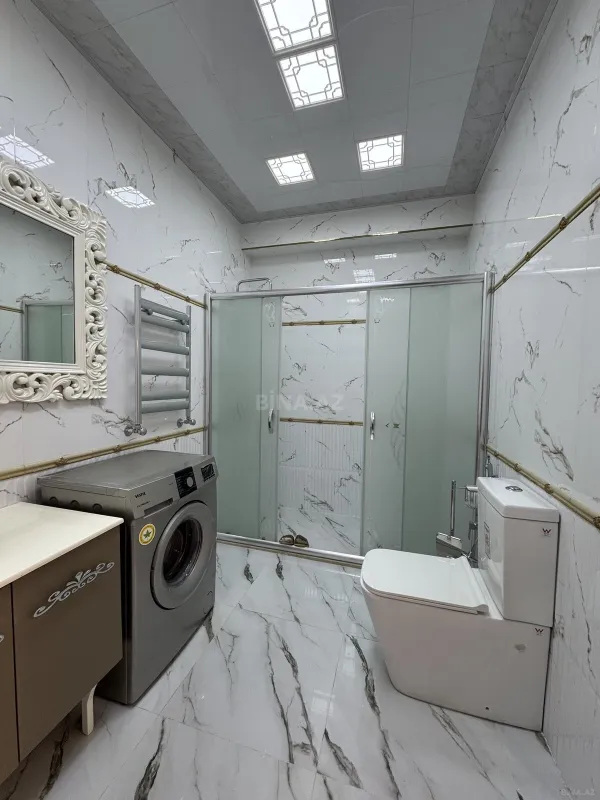 Satılır 4 otaqlı mənzil 204 m²