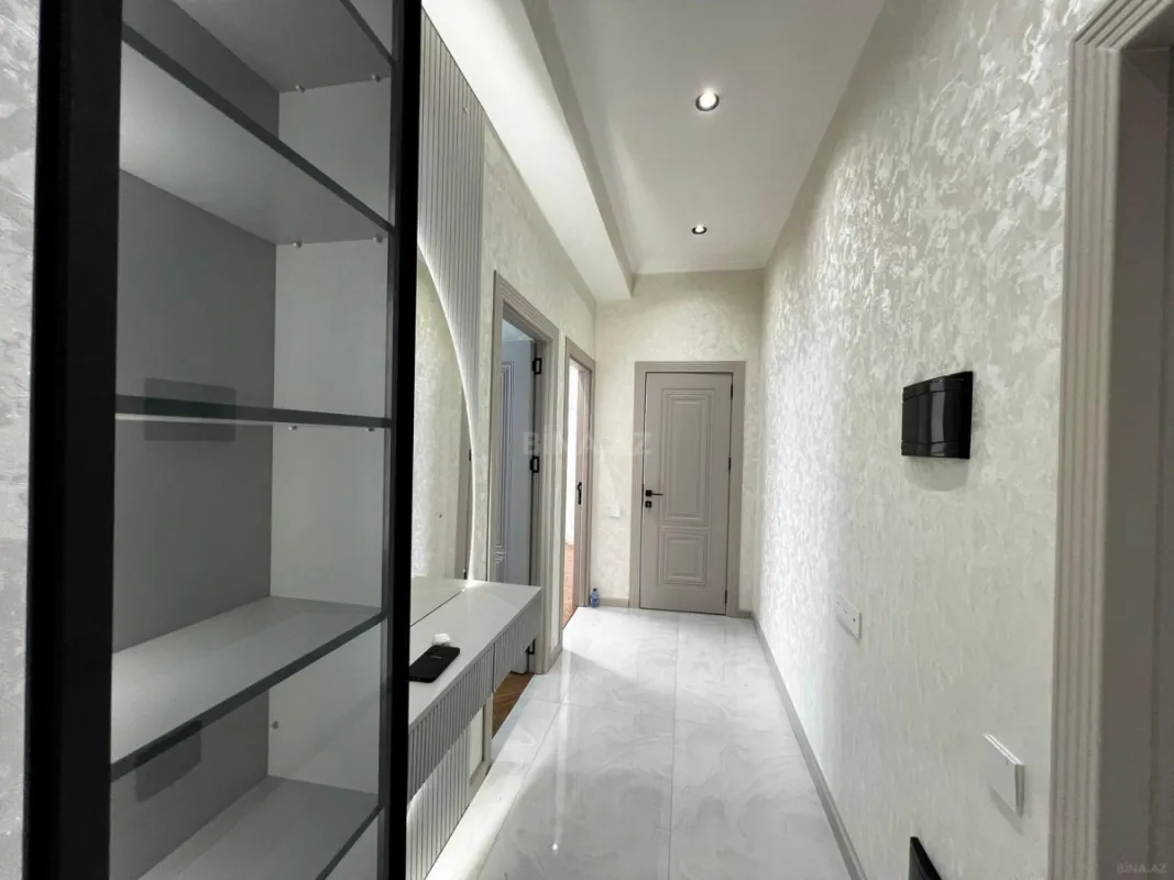 Satılır 2 otaqlı mənzil 88 m²