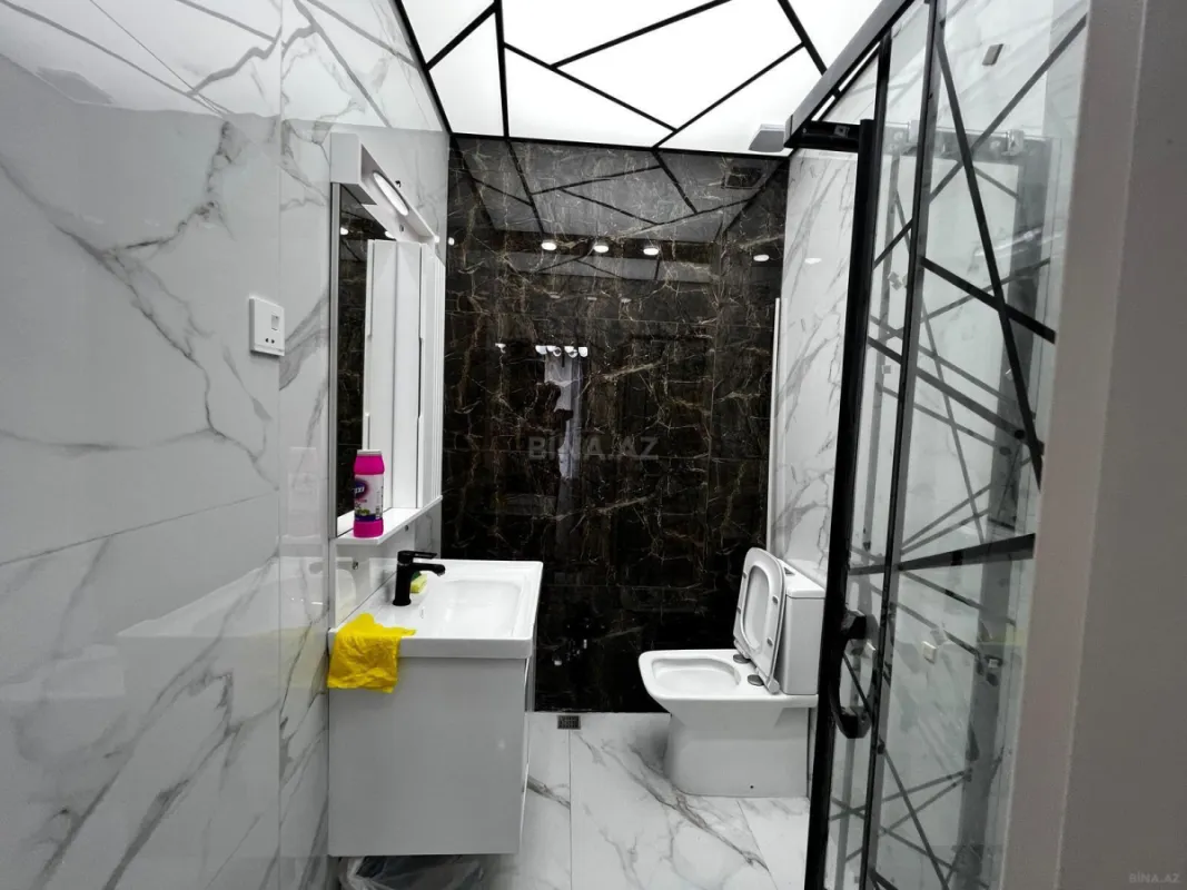 Satılır 2 otaqlı mənzil 88 m²