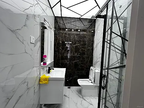 Satılır 2 otaqlı mənzil 88 m²