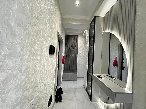 Satılır 2 otaqlı mənzil 88 m²