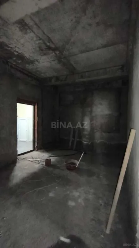 Satılır 3 otaqlı mənzil 140 m²