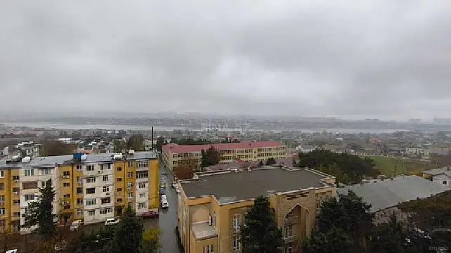 Satılır 3 otaqlı mənzil 140 m²