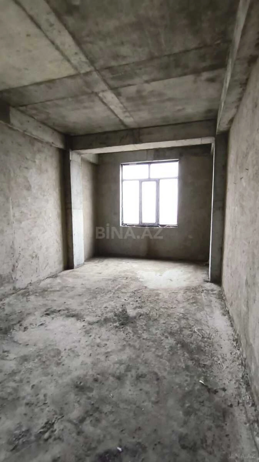 Satılır 3 otaqlı mənzil 140 m²