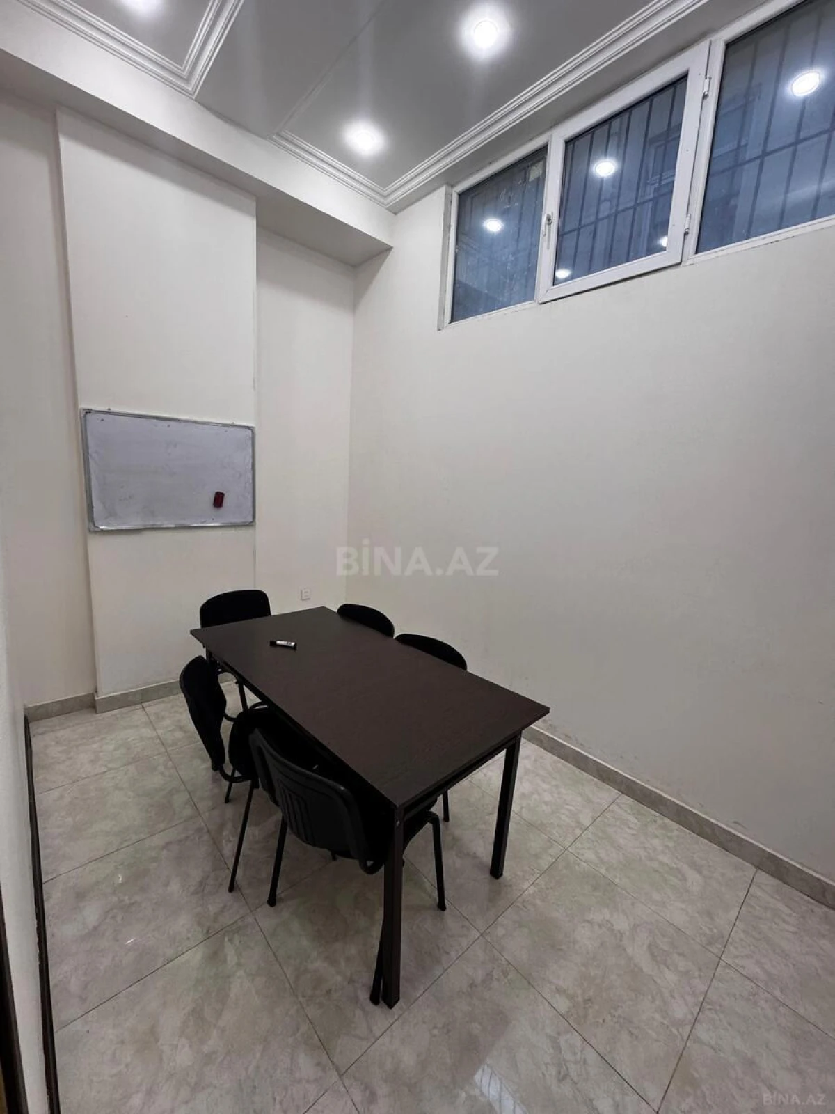 Satılır obyekt 105 m²