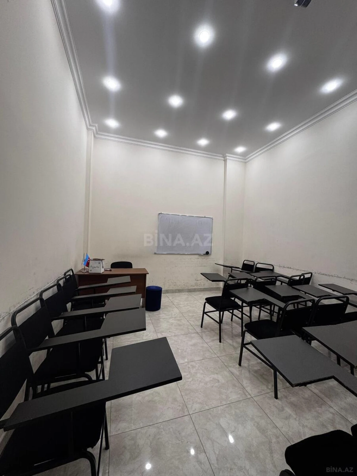 Satılır obyekt 105 m²