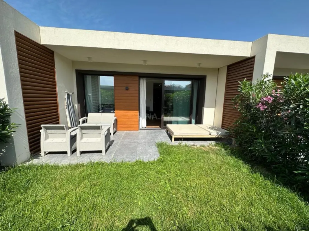 Satılır 1 otaqlı həyət evi 53 m²