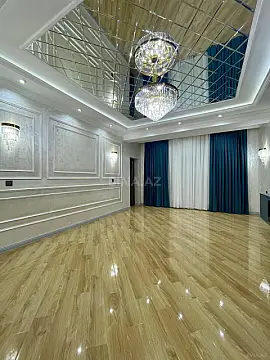 Satılır 4 otaqlı mənzil 136 m²