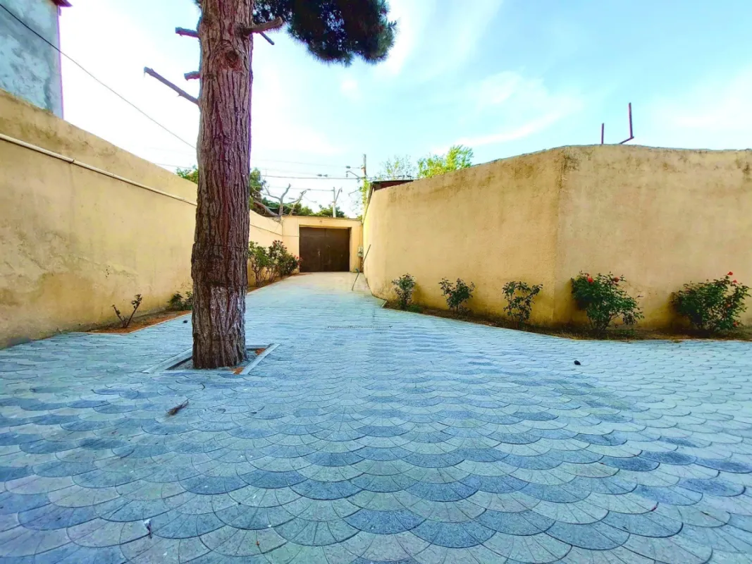 Satılır 4 otaqlı həyət evi 120 m²