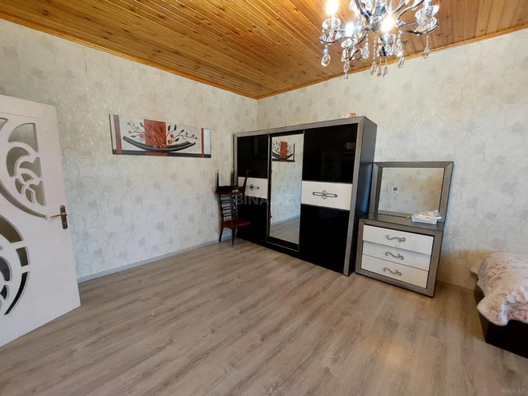 Satılır 4 otaqlı həyət evi 120 m²