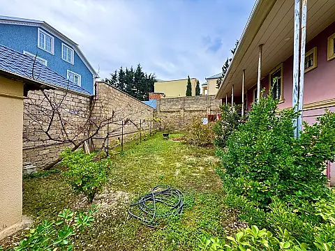 Satılır 4 otaqlı həyət evi 120 m²