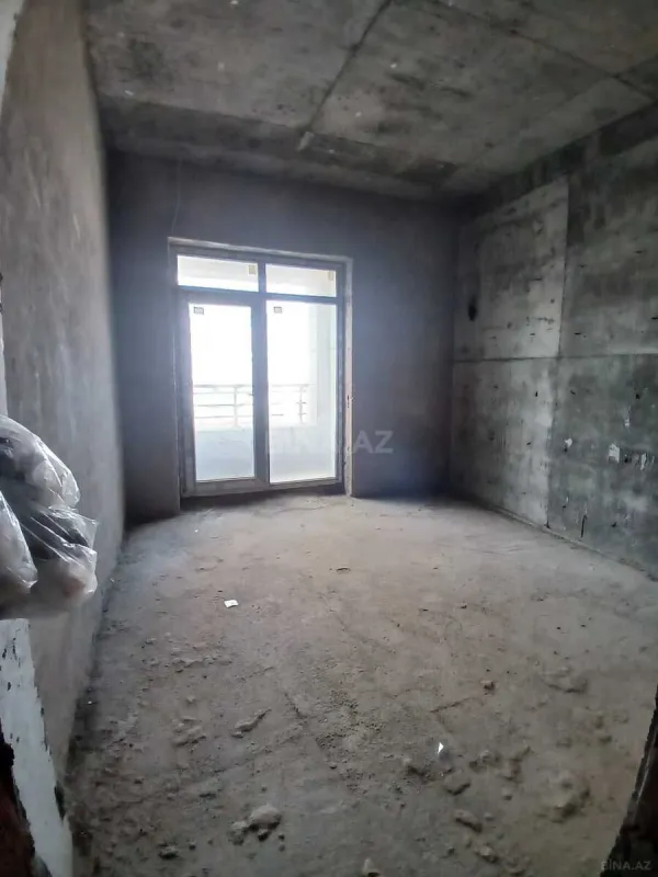 Satılır 2 otaqlı mənzil 80 m²