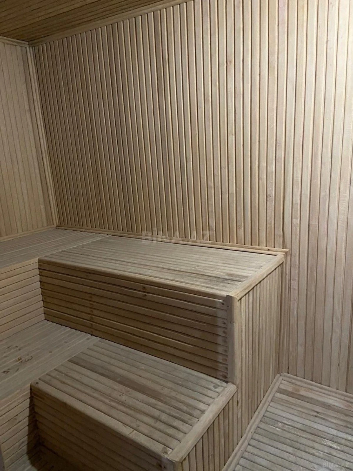 Satılır 6 otaqlı həyət evi 450 m²