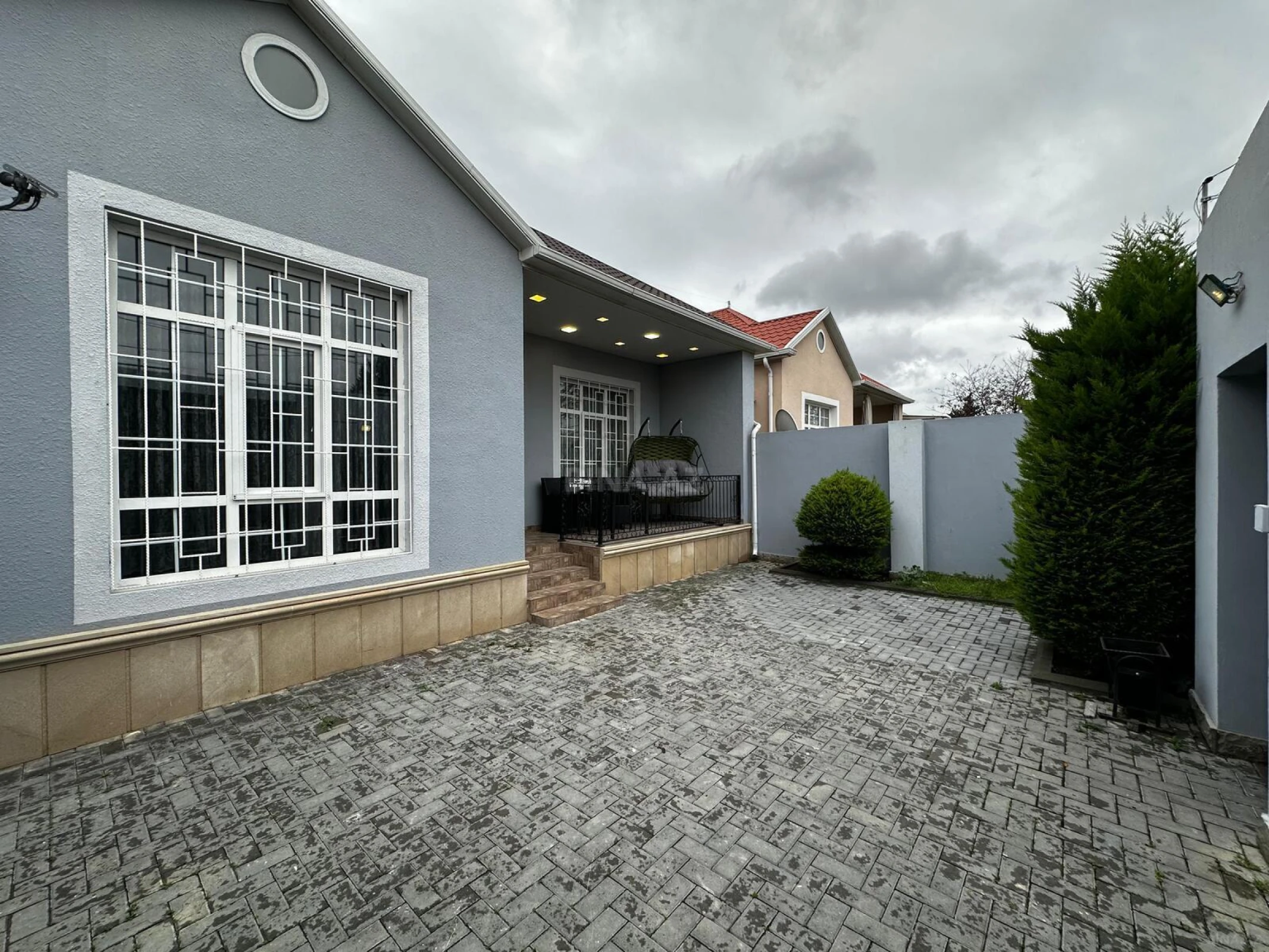 Satılır 4 otaqlı həyət evi 120 m²