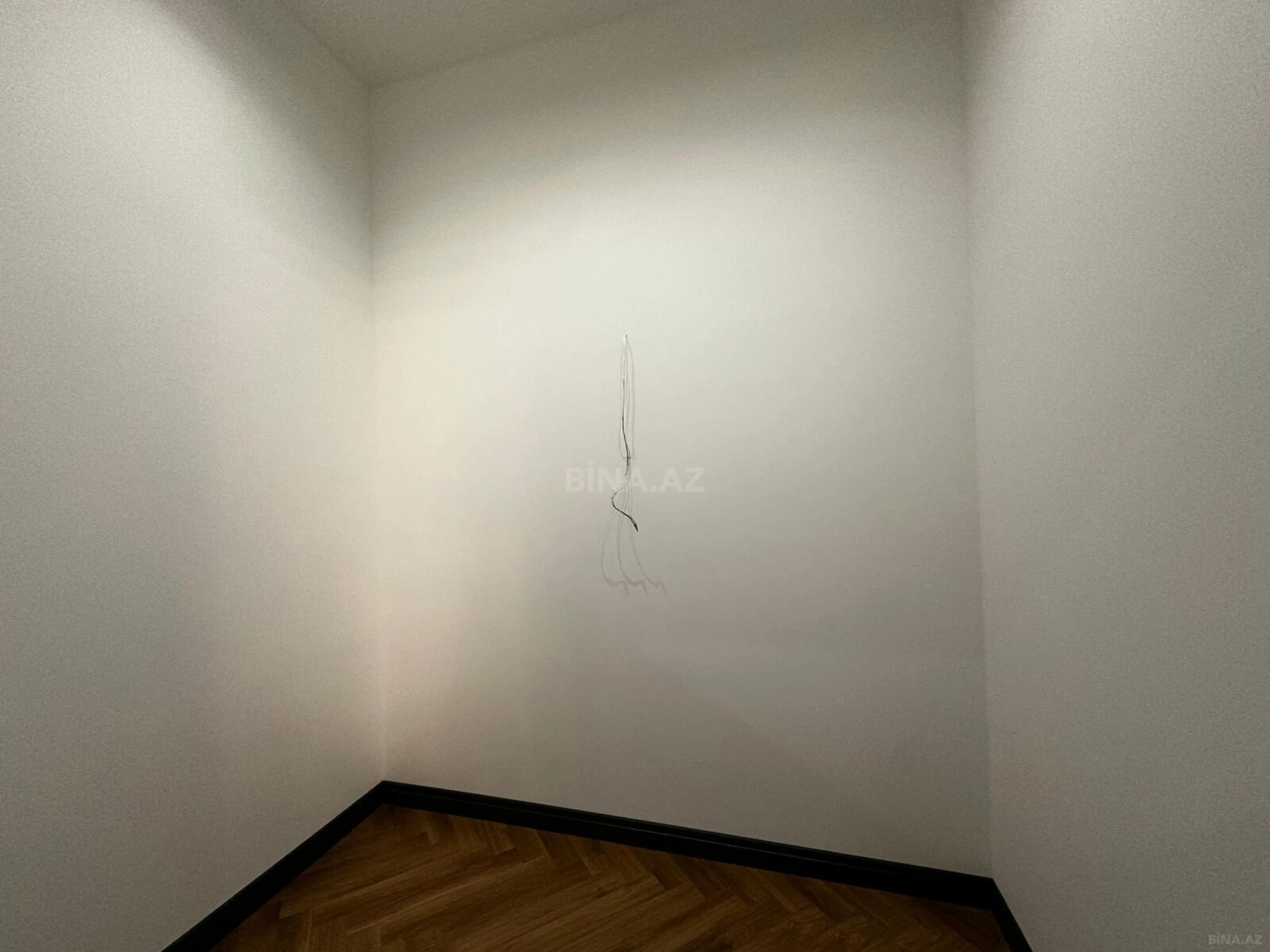 Satılır 5 otaqlı həyət evi 250 m²