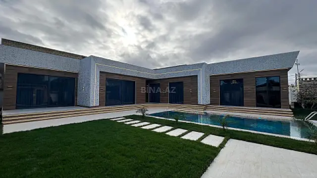 Satılır 5 otaqlı həyət evi 250 m²