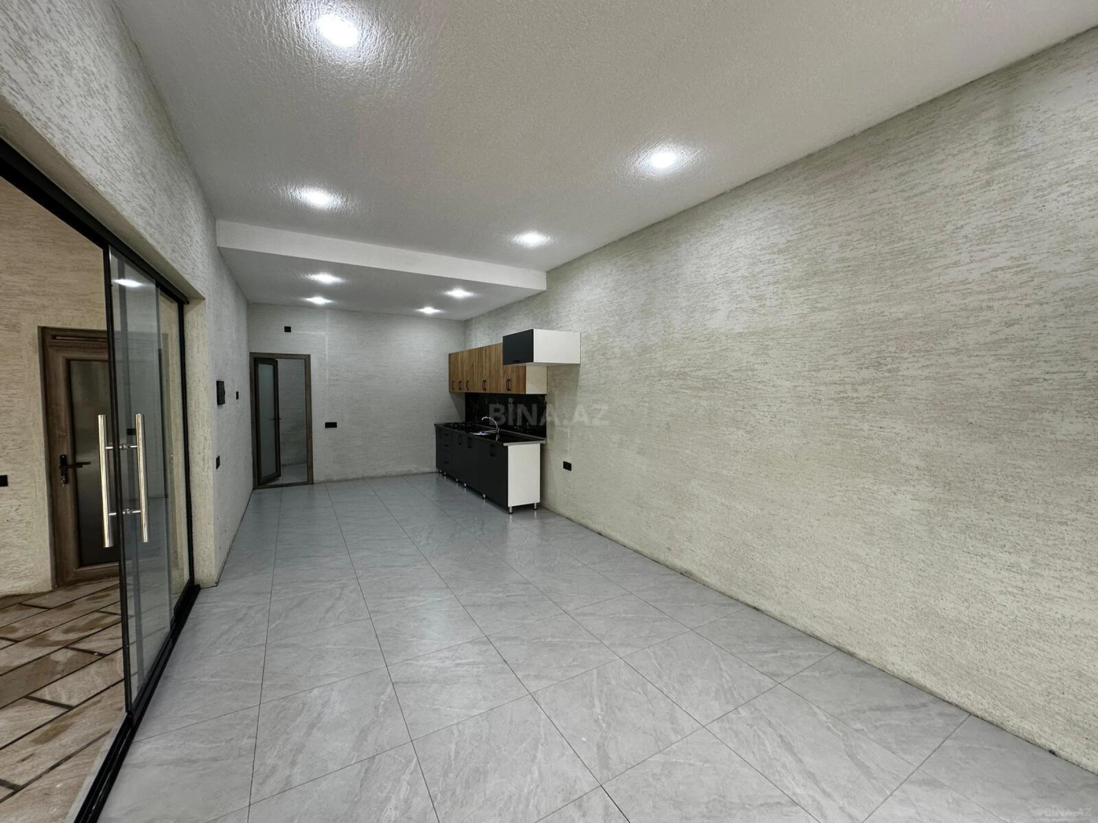 Satılır 4 otaqlı həyət evi 200 m²
