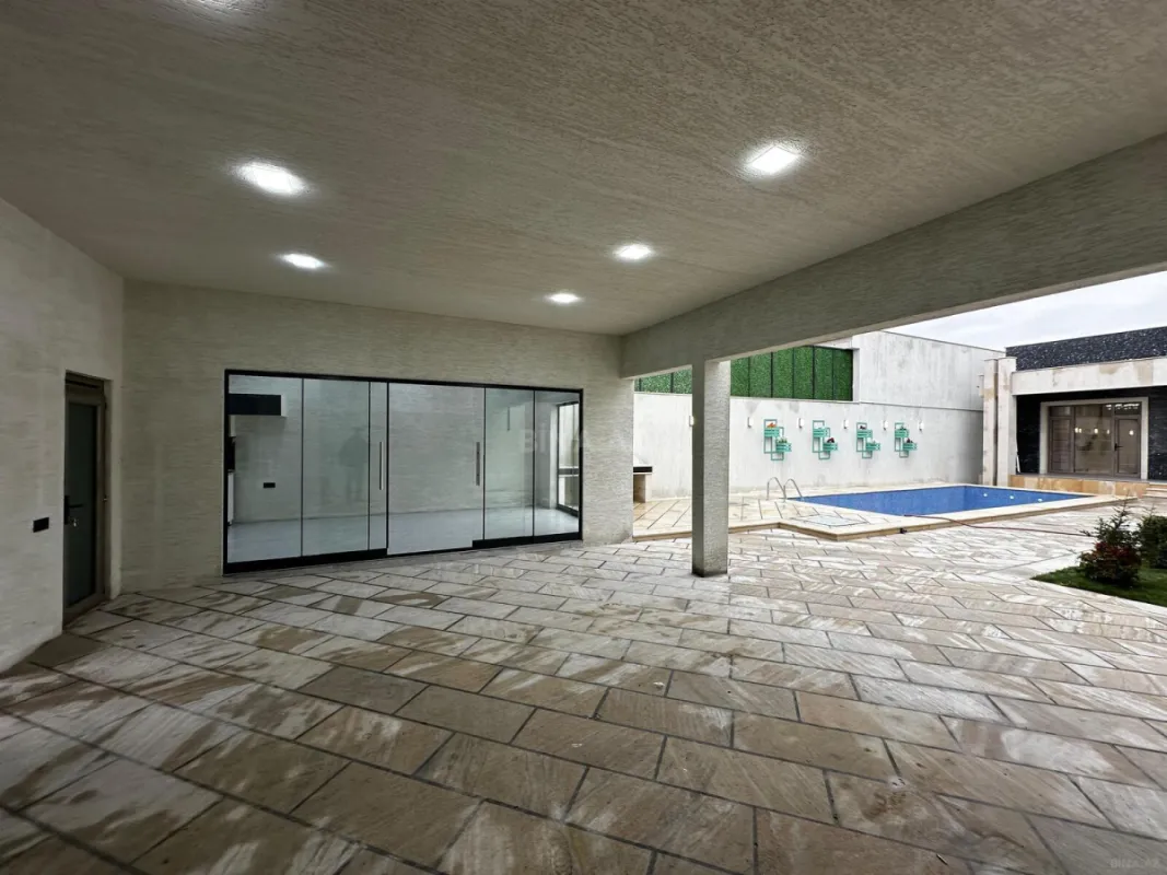 Satılır 4 otaqlı həyət evi 200 m²
