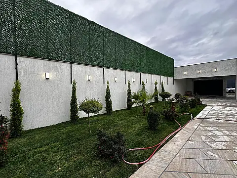 Satılır 4 otaqlı həyət evi 200 m²
