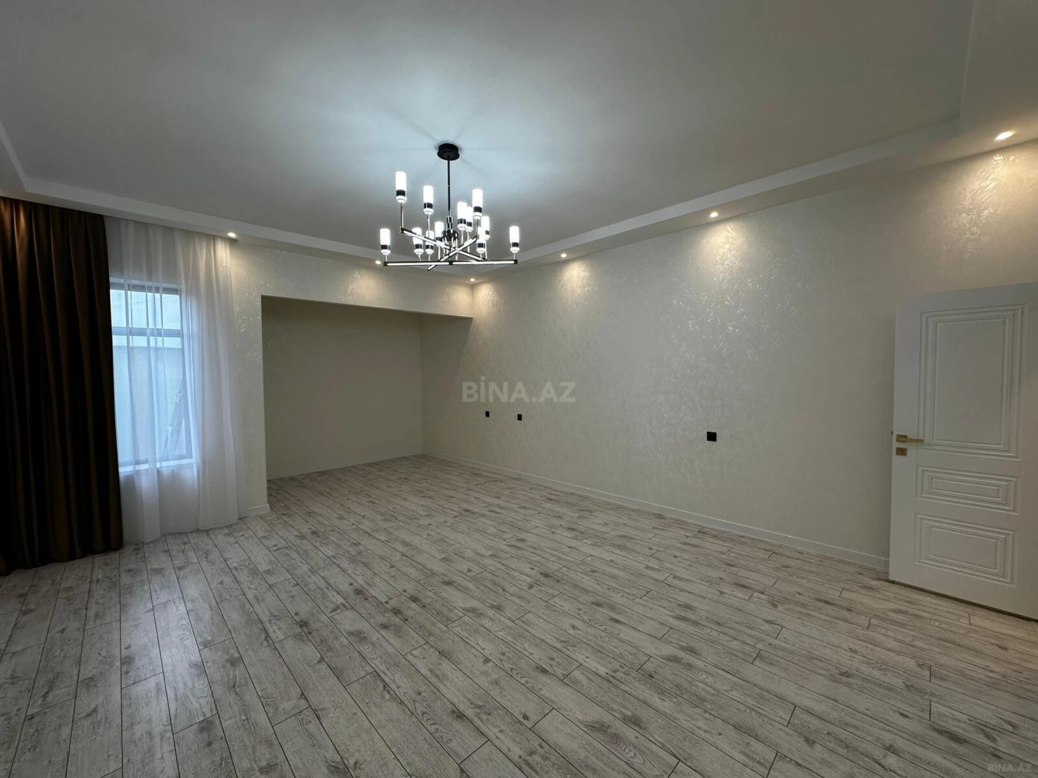 Satılır 4 otaqlı həyət evi 200 m²