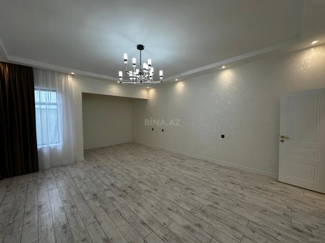 Satılır 4 otaqlı həyət evi 200 m²