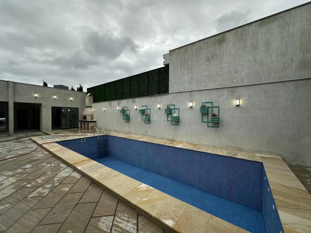 Satılır 4 otaqlı həyət evi 200 m²