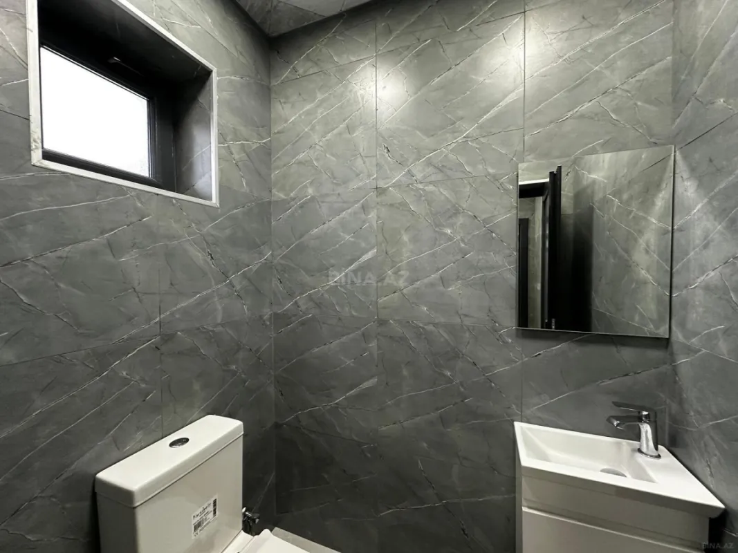 Satılır 6 otaqlı həyət evi 250 m²