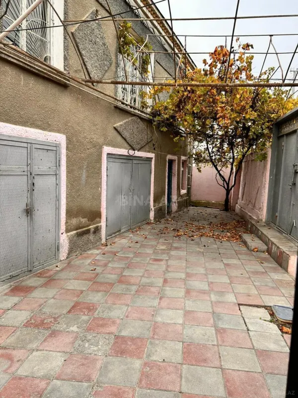 Satılır 6 otaqlı həyət evi 171.6 m²