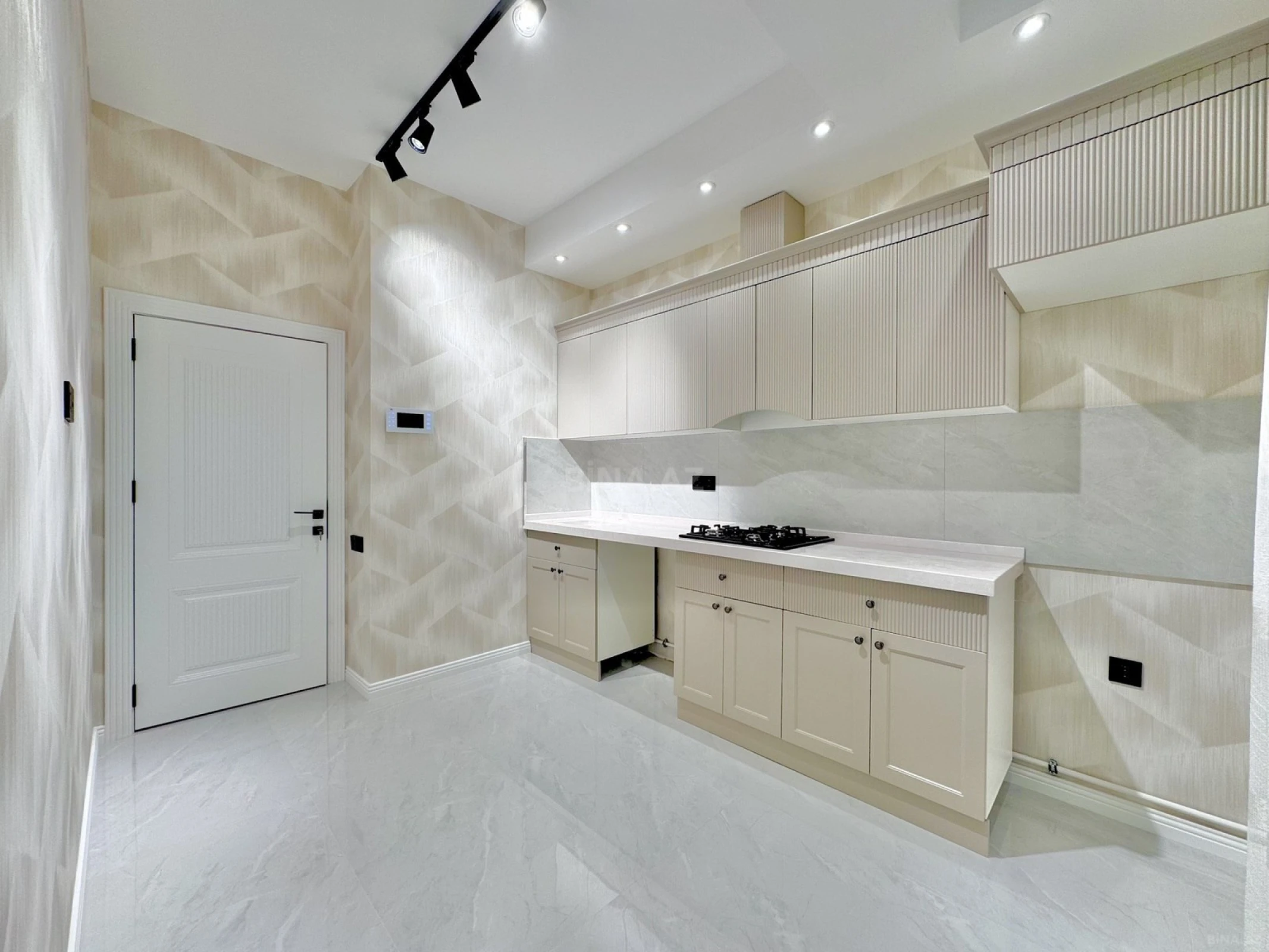 Satılır 3 otaqlı mənzil 90 m²