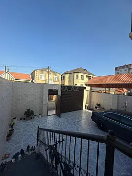 Satılır 5 otaqlı həyət evi 208 m²