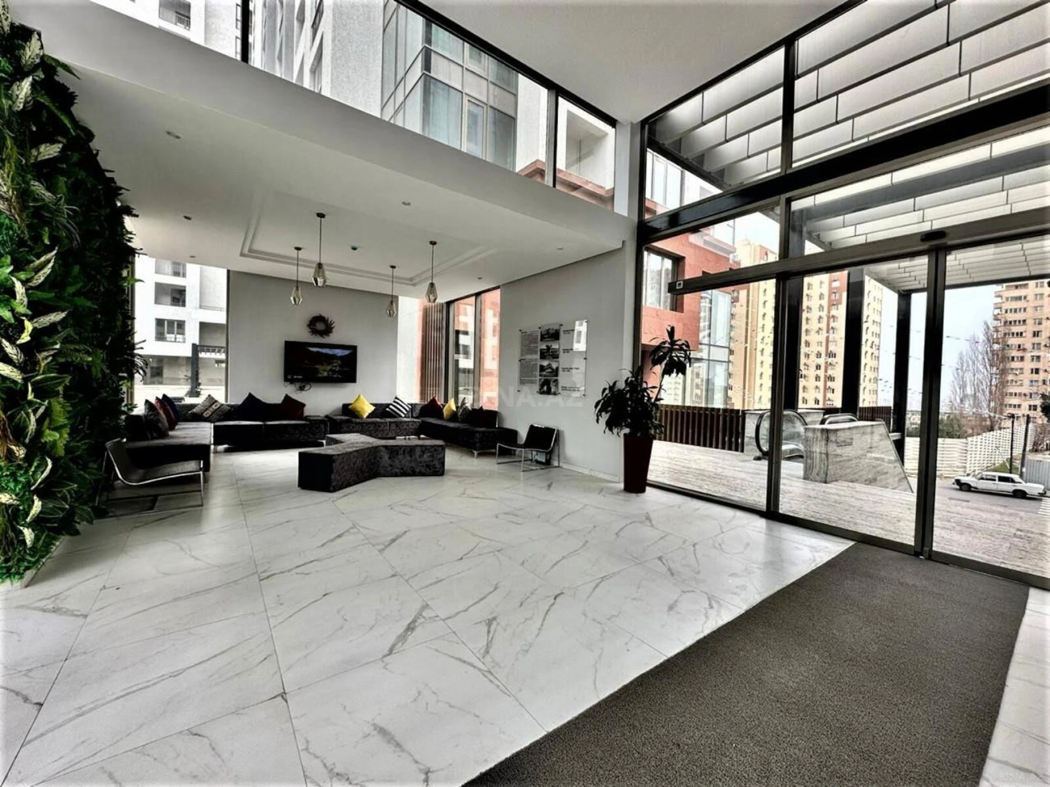 Satılır 3 otaqlı mənzil 112 m²