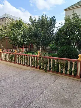 Satılır 6 otaqlı həyət evi 385 m²