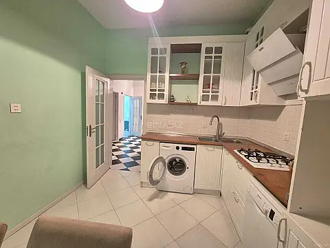 Satılır 3 otaqlı mənzil 65 m²