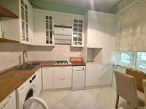 Satılır 3 otaqlı mənzil 65 m²