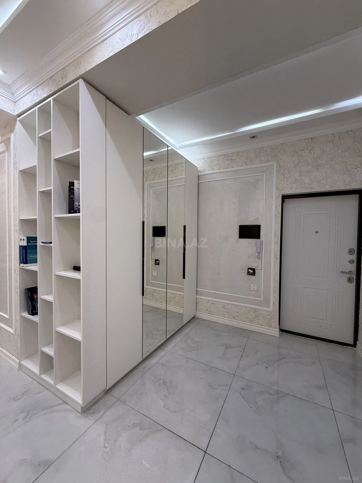 Satılır 3 otaqlı mənzil 100 m²