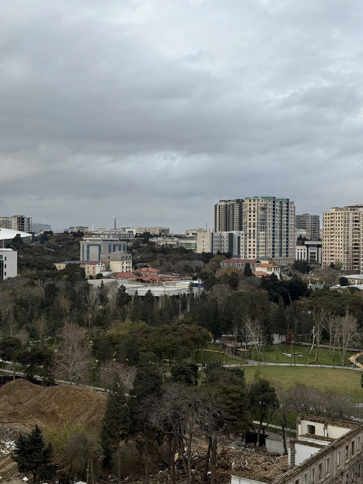 Satılır 3 otaqlı mənzil 100 m²