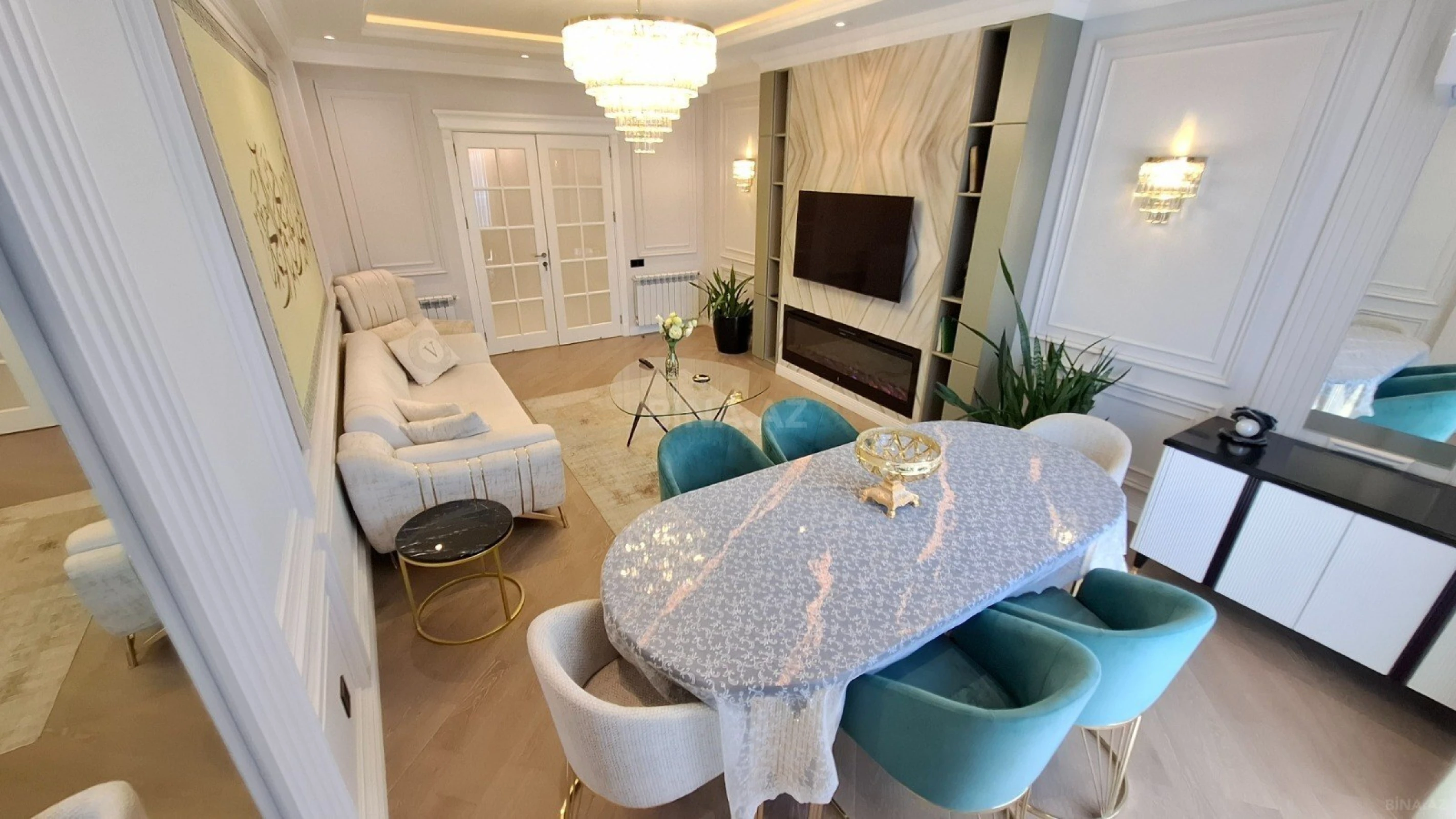 Satılır 3 otaqlı mənzil 130 m²