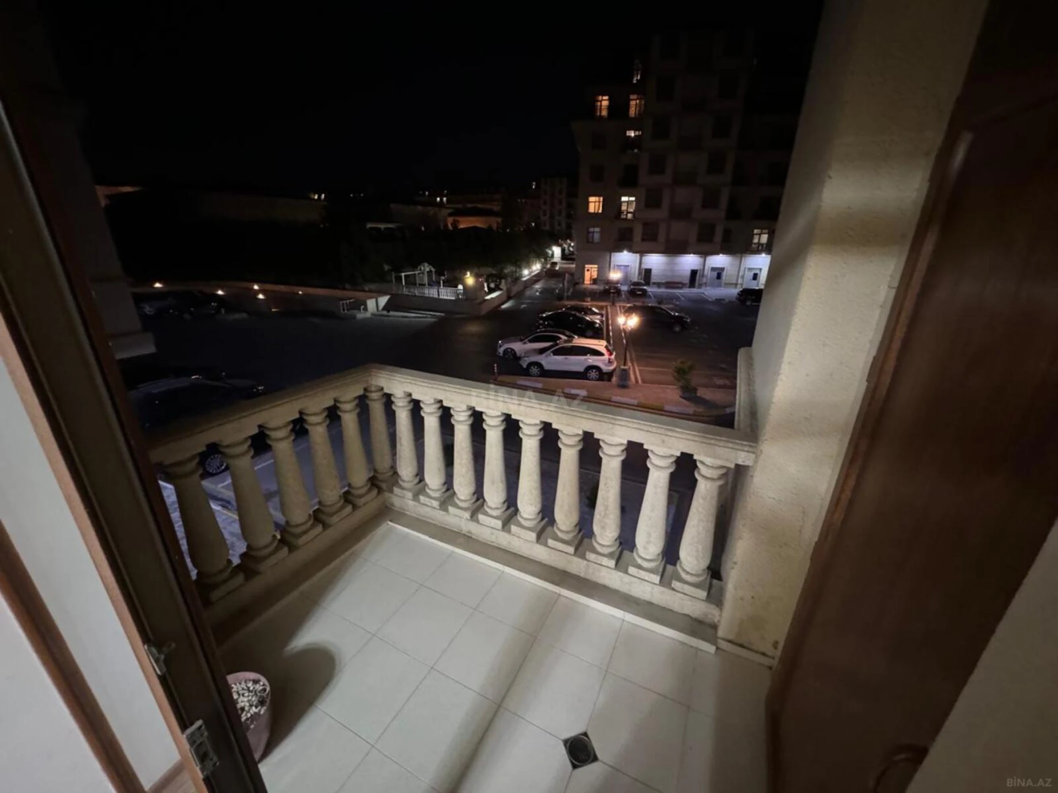 Kirayə verilir 3 otaqlı ofis 106 m²