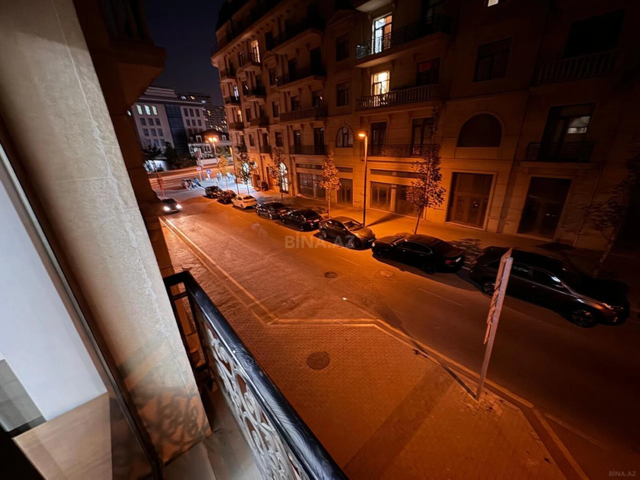 Kirayə verilir 3 otaqlı ofis 106 m²