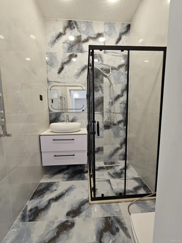 Satılır 4 otaqlı həyət evi 180 m²