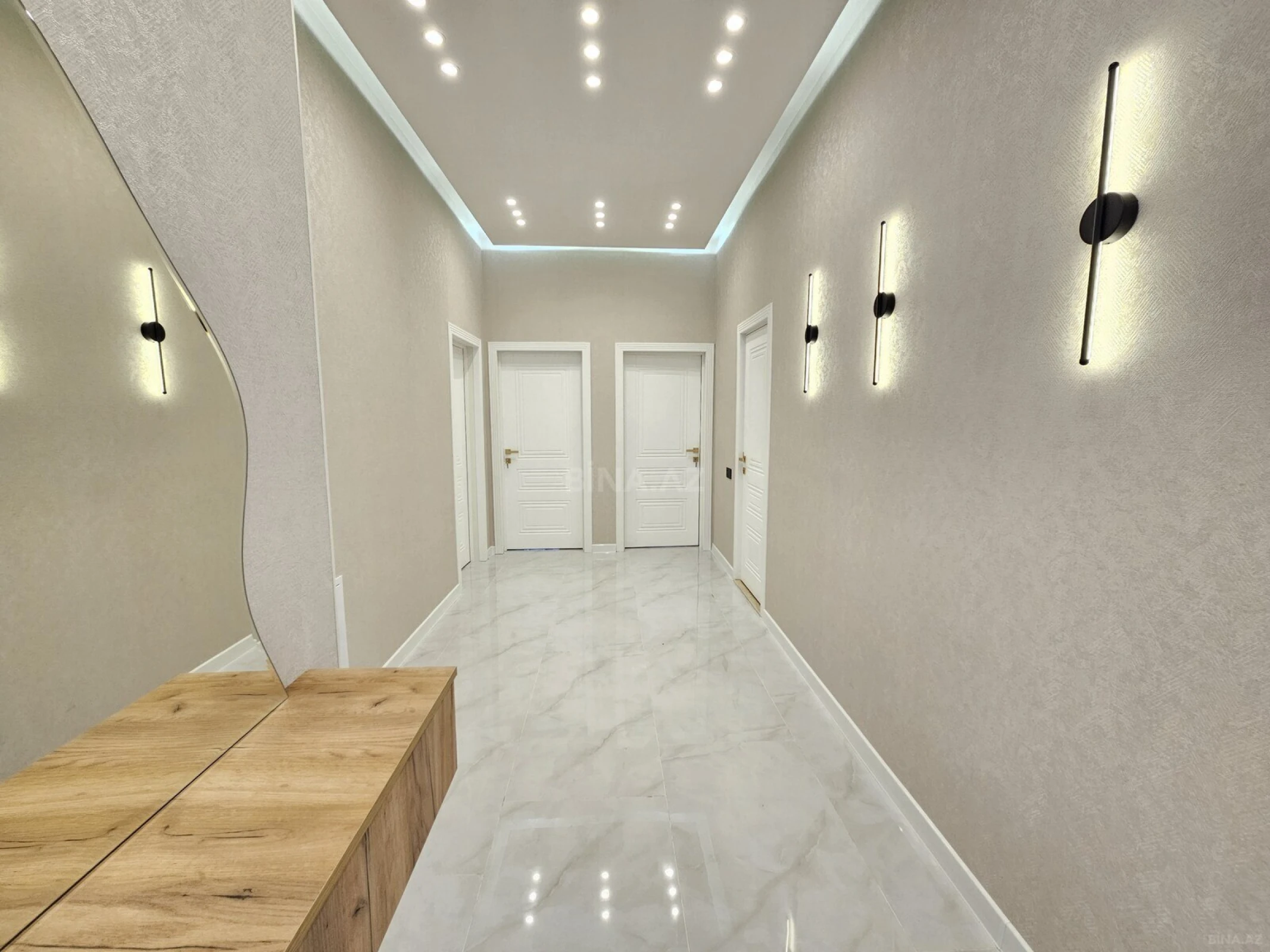 Satılır 4 otaqlı həyət evi 180 m²