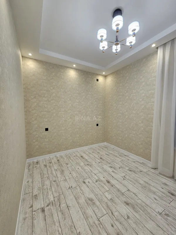 Satılır 4 otaqlı həyət evi 180 m²
