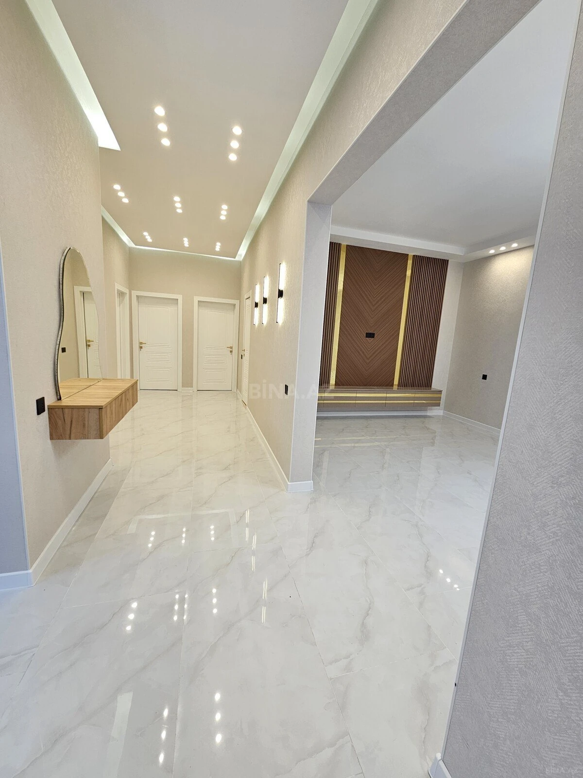 Satılır 4 otaqlı həyət evi 180 m²