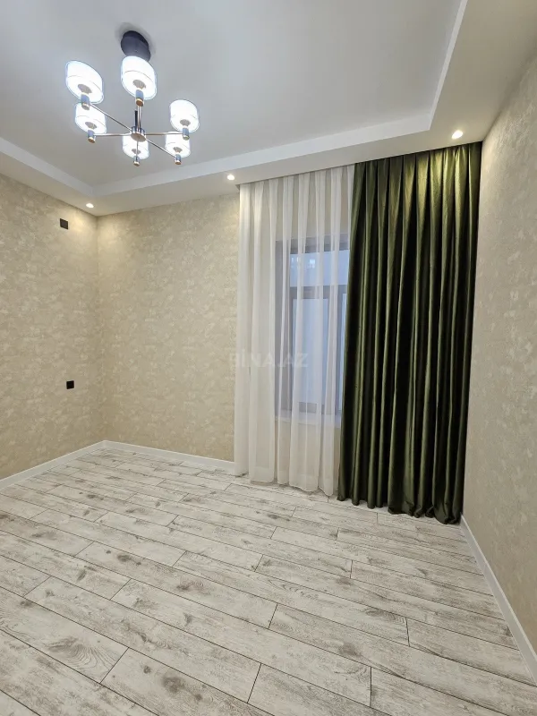 Satılır 4 otaqlı həyət evi 180 m²
