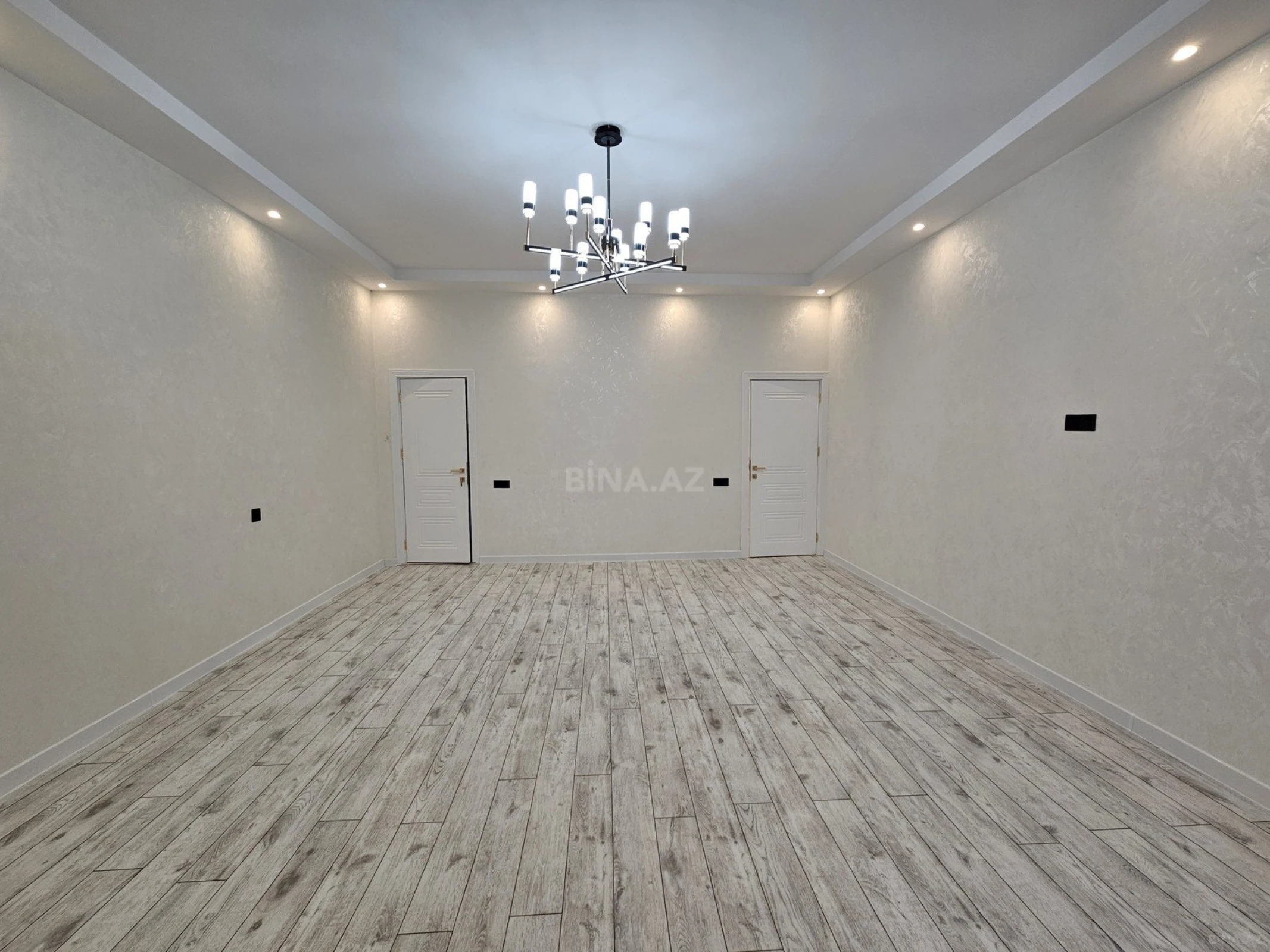 Satılır 4 otaqlı həyət evi 180 m²