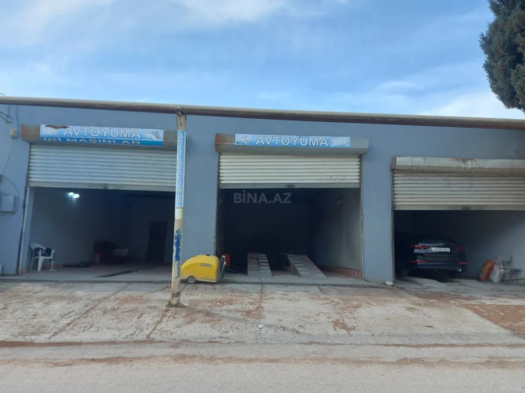 Satılır 4 otaqlı həyət evi 243 m²